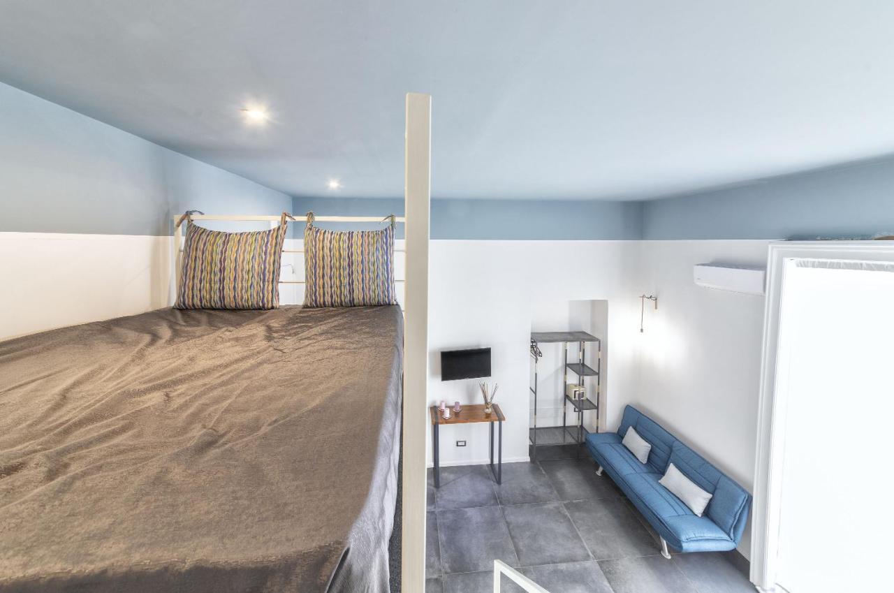 Be Italian Flat Duomo 319 Bed and Breakfast Νάπολη Εξωτερικό φωτογραφία
