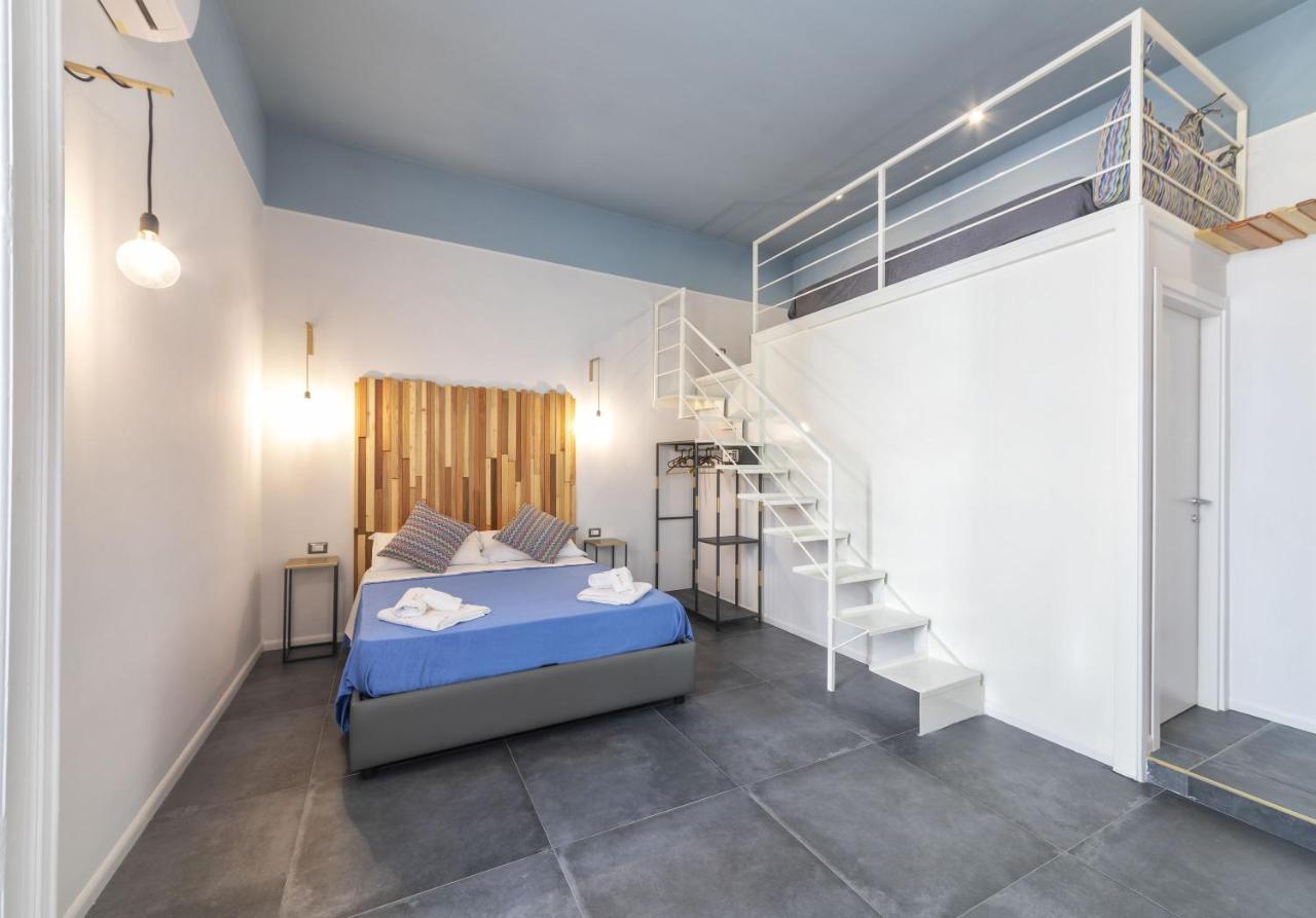 Be Italian Flat Duomo 319 Bed and Breakfast Νάπολη Εξωτερικό φωτογραφία