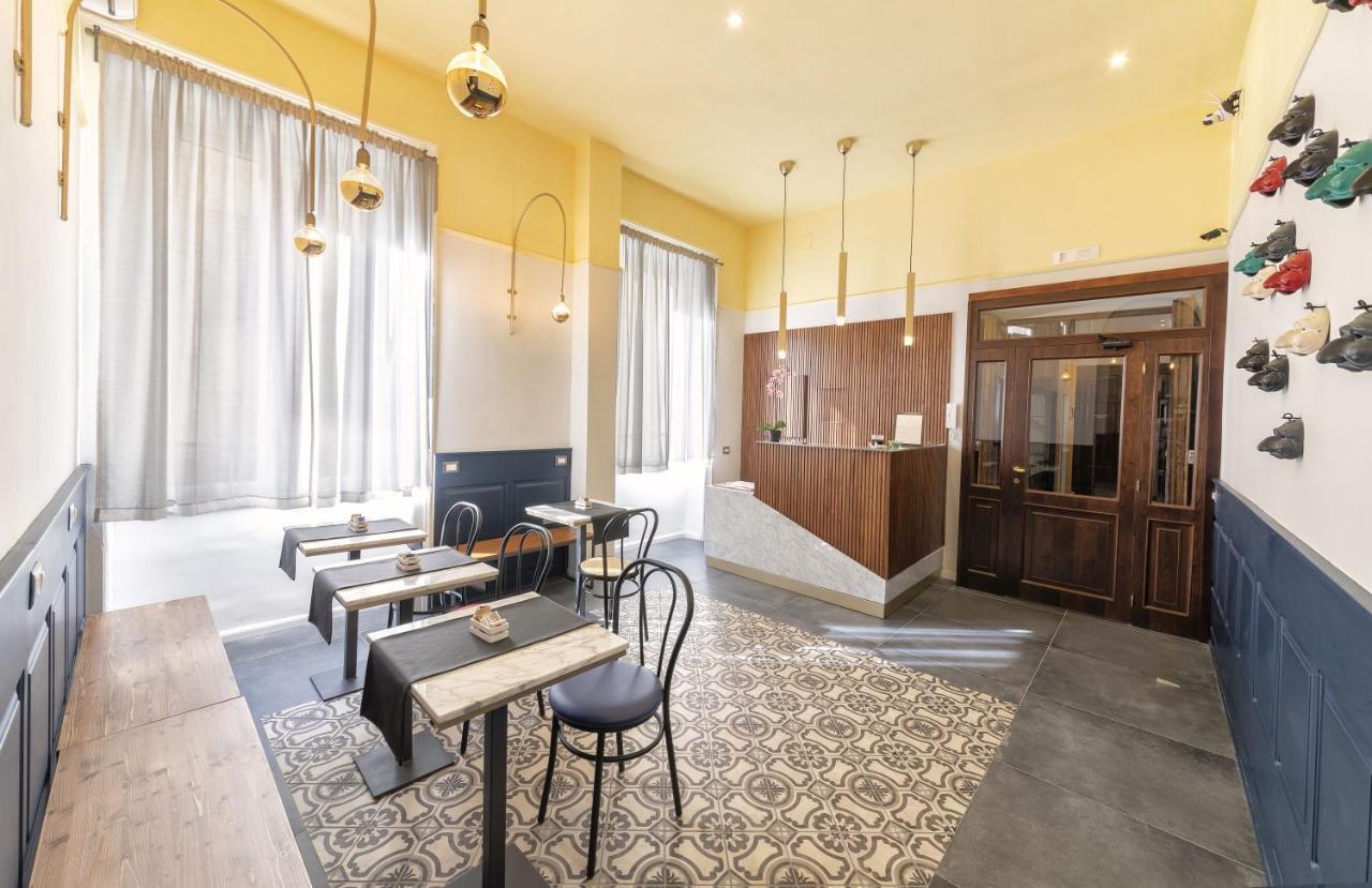 Be Italian Flat Duomo 319 Bed and Breakfast Νάπολη Εξωτερικό φωτογραφία